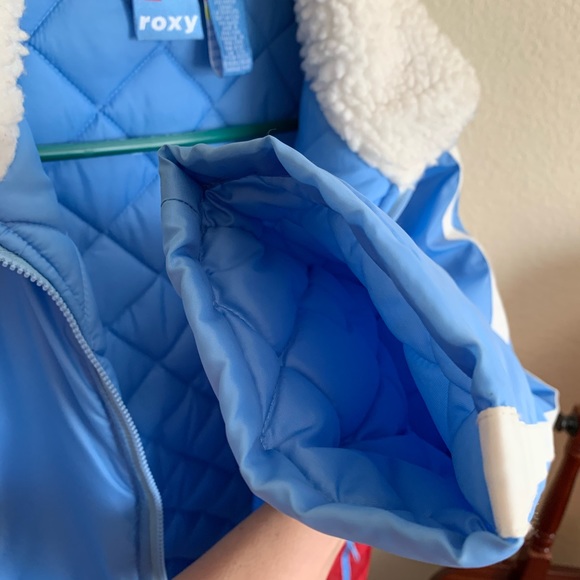 Donating 🥳HP Junior’s Roxy jacket 💙❤️ - Picture 5 of 8